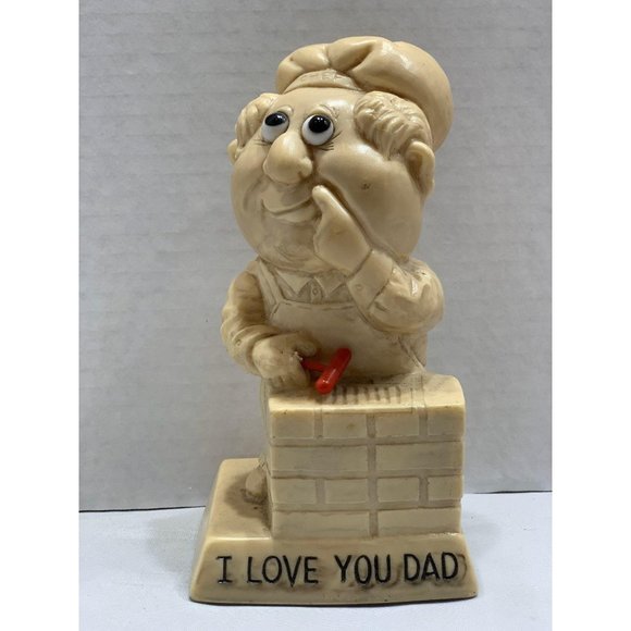 1970s Chef Dad Sillisculpt Statue - Picture 1 of 3